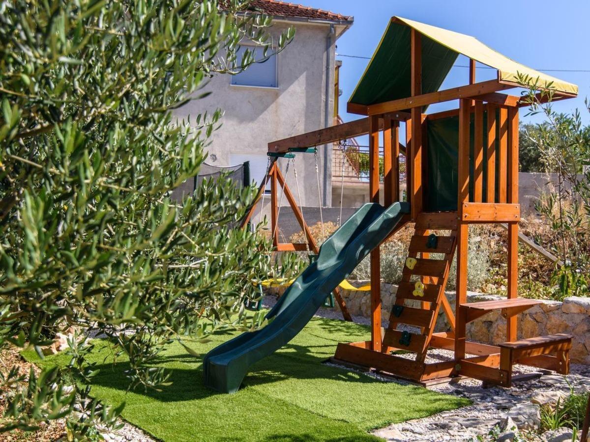 Apartments Beba - Peaceful Location Трогир Экстерьер фото