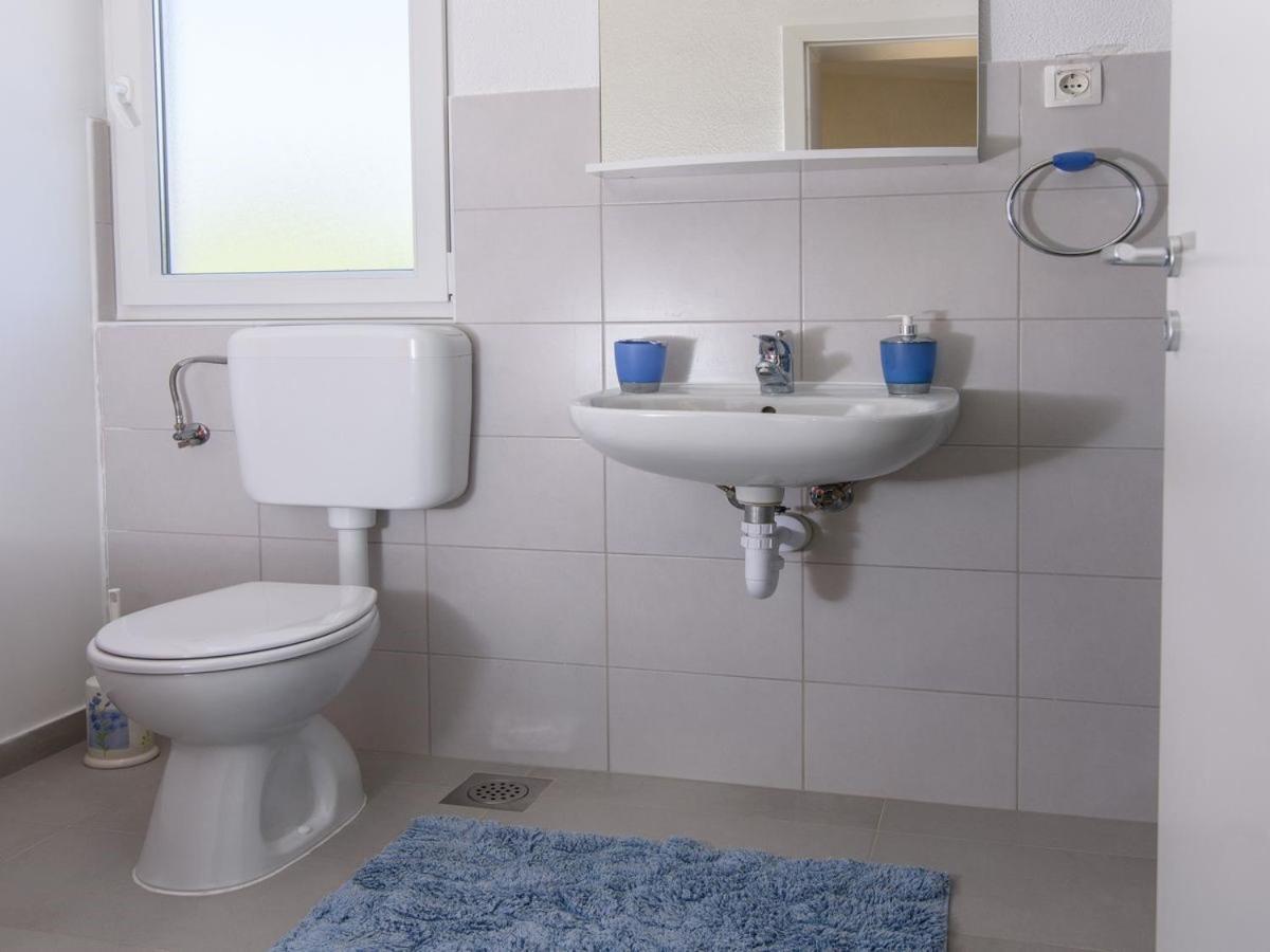Apartments Beba - Peaceful Location Трогир Экстерьер фото