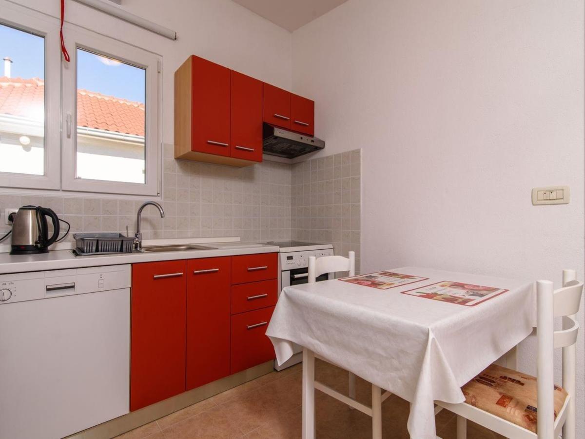 Apartments Beba - Peaceful Location Трогир Экстерьер фото